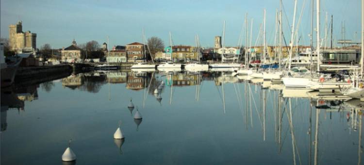 塞祖尔阿菲尔拉罗歇尔米尼姆酒店(Séjours & Affaires la Rochelle les Minimes)图片