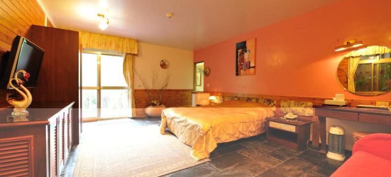 南投溪头新明山木屋渡假村图片