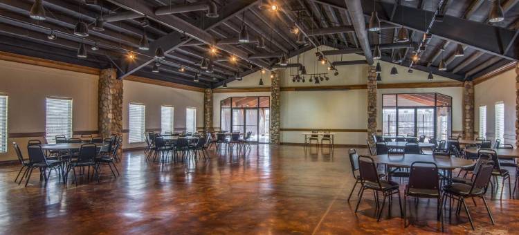 潘帕美吟温德姆酒店-活动中心(AmericInn by Wyndham Pampa Event Center)图片