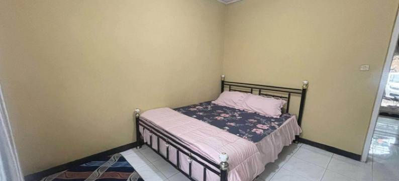 OYO 94841 阿洛迪亚家庭民宿(OYO 94841 Alodia Homestay Family)图片