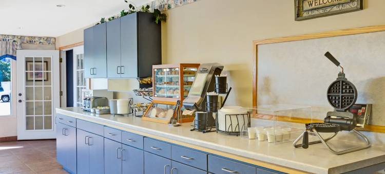 拉皮德城流Travelodge by Wyndham(Travelodge by Wyndham Rapid City)图片