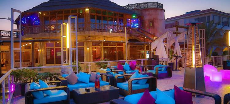 沙滩度假酒店(Sandy Beach Hotel & Resort)图片