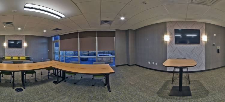 马里奥特圣保罗艾登山SpringHill套房(SpringHill Suites St. Paul Arden Hills)图片