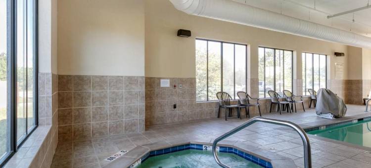 鲍威尔舒适酒店-诺克斯维尔北(Comfort Inn Powell - Knoxville North)图片