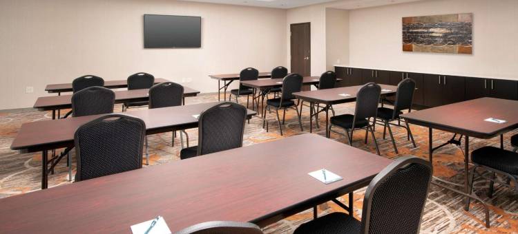 堪萨斯城赛道Homewood Suites by Hilton(Homewood Suites by Hilton Kansas City Speedway)图片