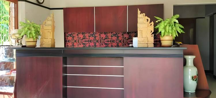 民纳克井格酒店(Minak Jinggo Hotel)图片