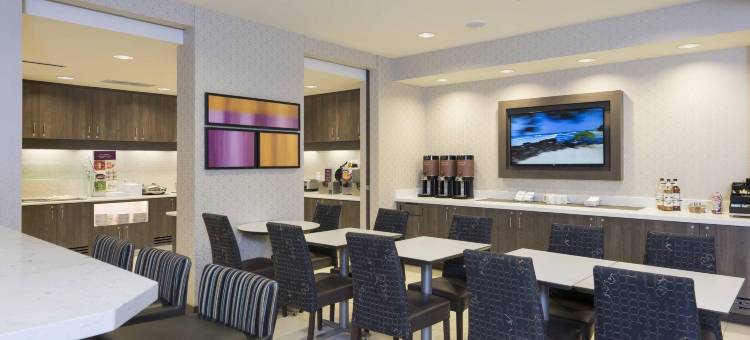 Residence Inn Milwaukee West图片