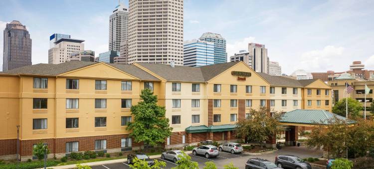 印第安纳波利斯首府万怡酒店(Courtyard Indianapolis at the Capitol)图片