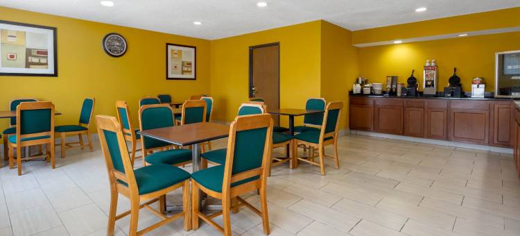 哈佛温德姆呗盟套房酒店(Baymont Inn and Suites by Wyndham Harvard, IL)图片