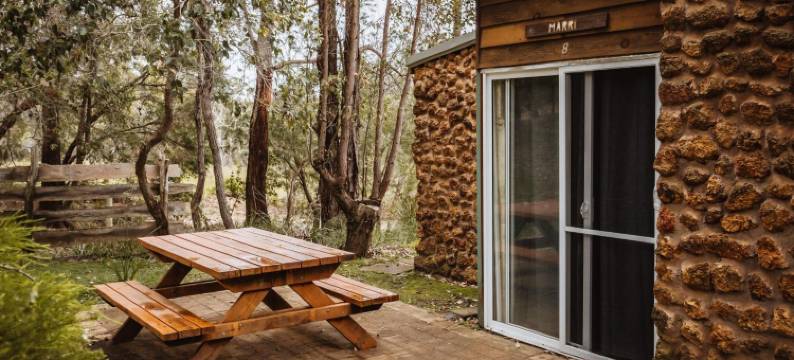 美巧屋树荫小屋(Gum Grove Chalets)图片