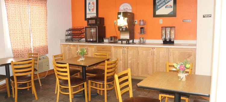 格鲁吉亚提夫顿I-75 温德姆豪生酒店(Howard Johnson by Wyndham Tifton GA I-75)图片