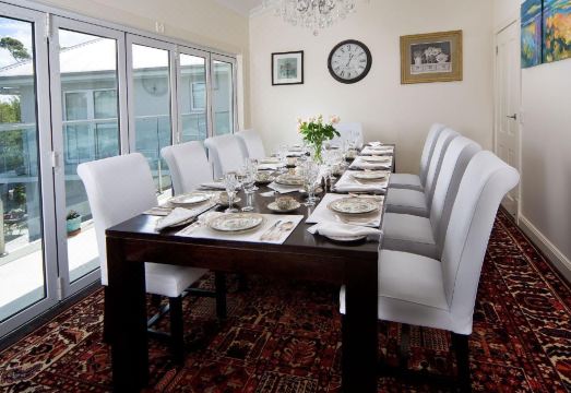 Katoomba Manor Hotel Overview