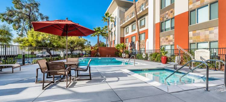 智选假日套房酒店弗里蒙特 - 中央米尔皮塔斯(Holiday Inn Express & Suites Fremont - Milpitas Central)图片