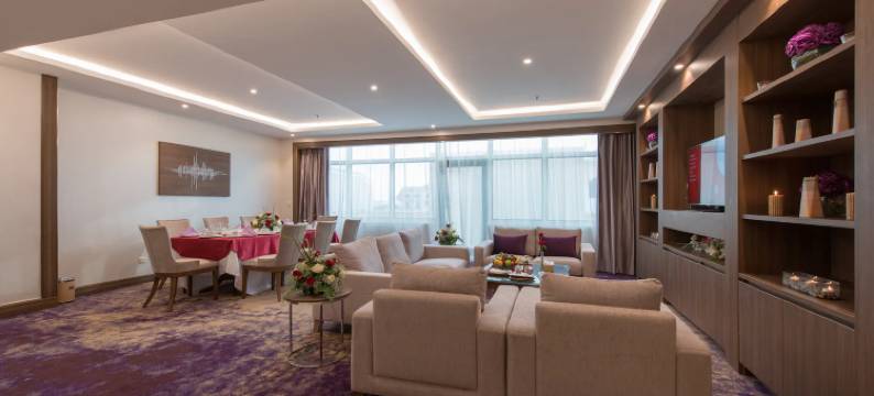 吉达大陆温德姆华美达酒店(Ramada by Wyndham Continental Jeddah)图片