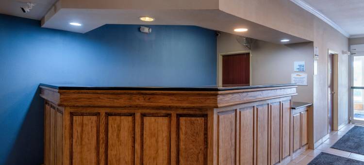 克斯维尔大学区温德姆呗盟酒店(Baymont by Wyndham Kirksville University Area)图片