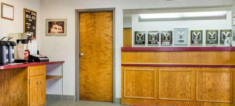 米夫林镇伊克诺旅馆(Econo Lodge)图片