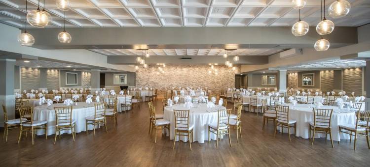 露台湾酒店(Terrace Bay Hotel - Lakefront)图片