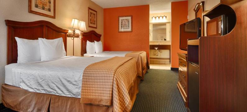 落基山I-95温德姆呗盟酒店(Baymont by Wyndham Rocky Mount I-95)图片