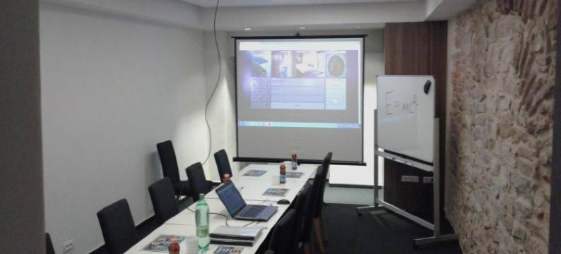 斯拉维娅酒店(Slavija Culture Heritage Hotel)图片