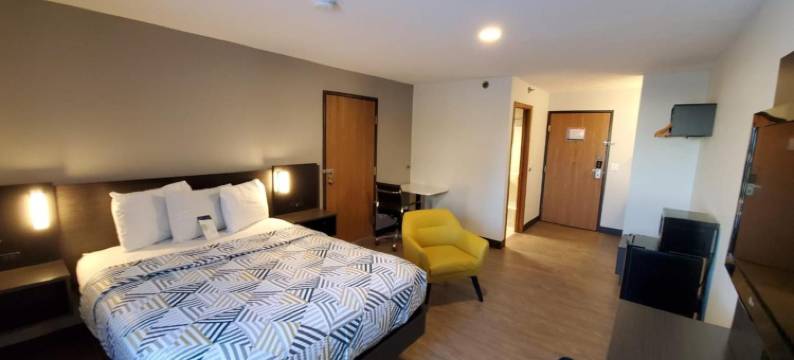 伊利诺伊伊基瓦尼 6 号汽车旅馆(Motel 6 Kewanee, IL)图片