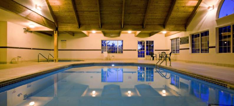 艾克河丽怡酒店(Country Inn & Suites by Radisson, Elk River, MN)图片