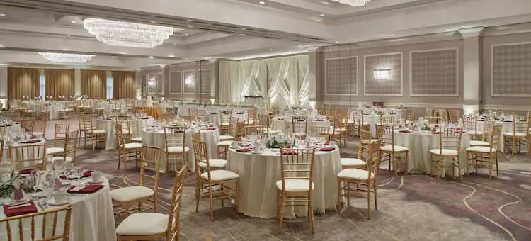 阿克伦费尔劳恩希尔顿逸林酒店(DoubleTree by Hilton Akron Fairlawn)图片