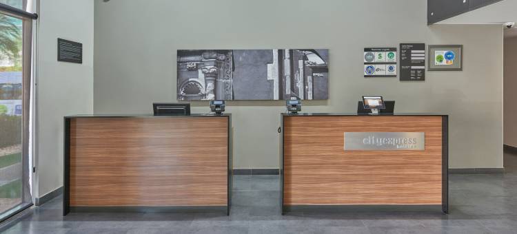 伊拉普阿托城市快捷酒店(City Express by Marriott Irapuato)图片