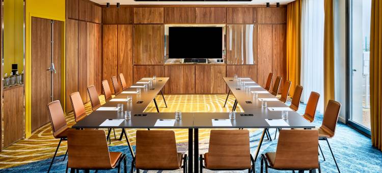 里昂尤勒克斯体育场万怡酒店(Courtyard Lyon Eurexpo Stadium)图片