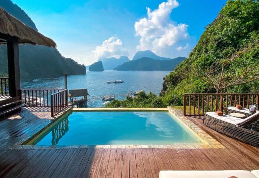 Cauayan Island Resort and Spa Hotel Overview