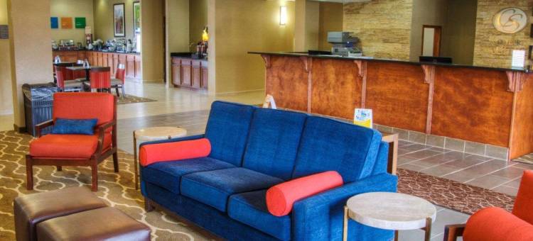 普利茅斯舒适套房酒店 - 近 US-30(Comfort Suites Plymouth Near US-30)图片