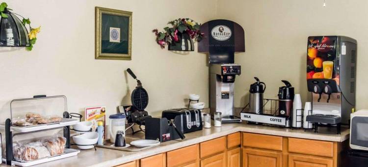 佩里伊克诺旅馆(Econo Lodge)图片