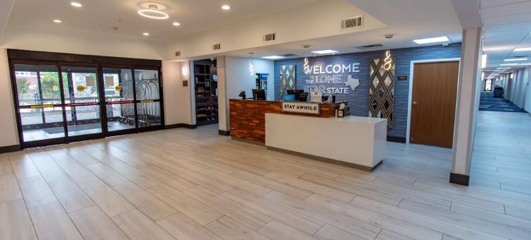 登顿欢朋套房酒店(Hampton Inn & Suites Denton)图片