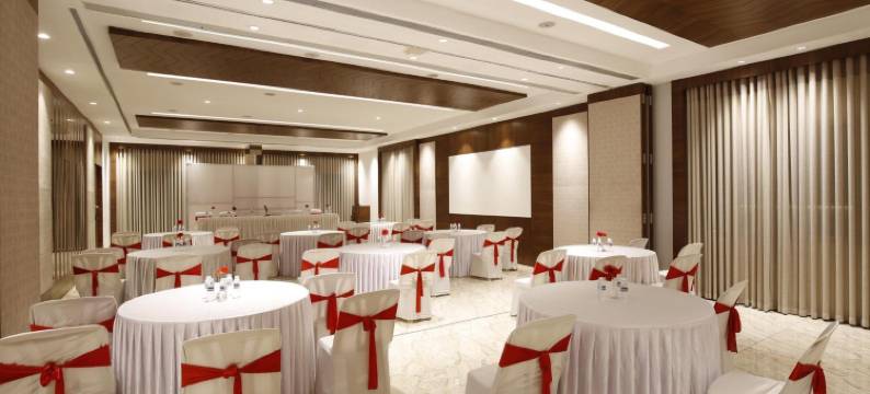 拉米潘希希尔酒店(Ramee Panchshil)图片