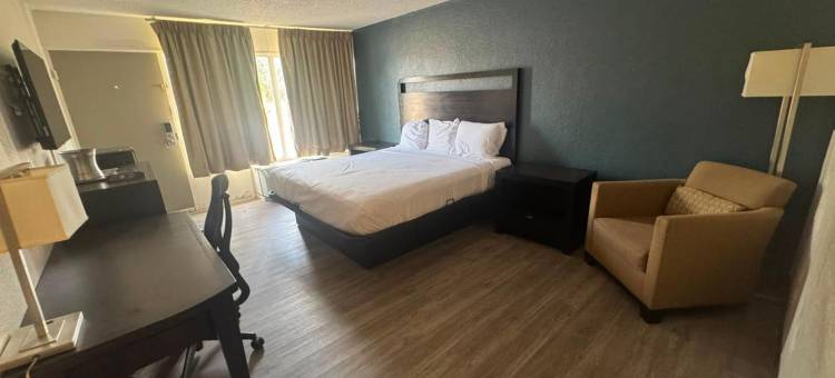 OYO快捷套房酒店(Express Inn & Suites)图片