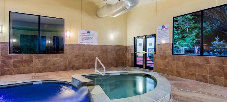 拉昆塔温德姆酒店西长枝/NJ海岸地区(La Quinta Inn by Wyndham West Long Branch/NJ Shore Area)图片