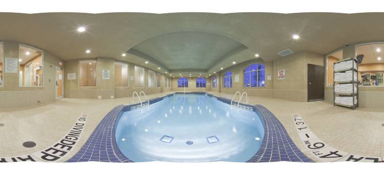 智选假日套房酒店克拉灵顿 - 鲍曼维尔(Holiday Inn Express & Suites Clarington - Bowmanville)图片