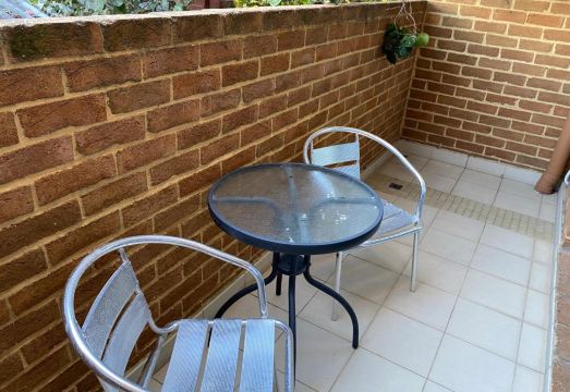 Parklane Apartments Hotel Overview