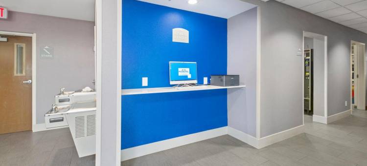 贝瑟尔/丹伯里温德姆麦客达套房酒店(Microtel Inn & Suites by Wyndham Bethel/Danbury)图片