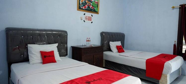 RedDoorz Syariah Near Stasiun Pekalongan 3图片