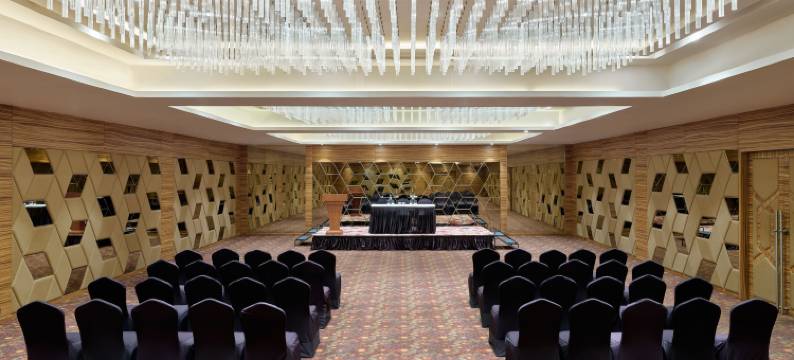 费恩皇家农场度假村安贾尔(The Fern Royal Farm Resort Anjar, Series by Marriott)图片