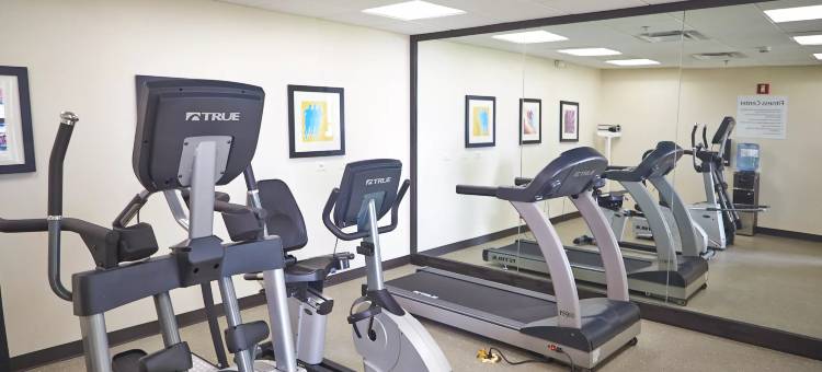 Holiday Inn Express El Caney Lodge图片