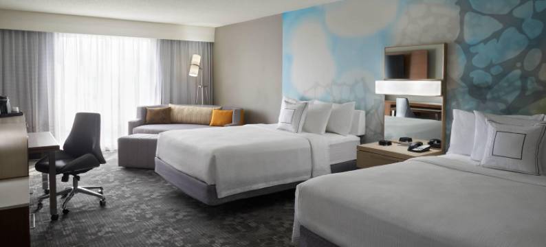 多伦多机场万豪万怡酒店(Courtyard Toronto Airport)图片