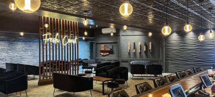 露台湾酒店(Terrace Bay Hotel - Lakefront)图片