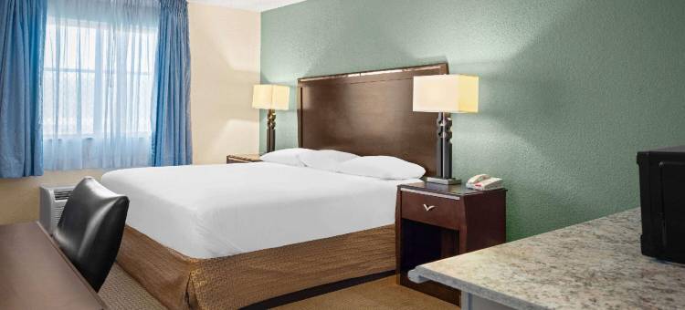 Travelodge by Wyndham Gaylord图片