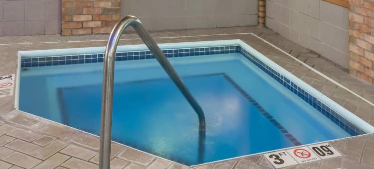 坎布里奇呗盟套房酒店(Baymont by Wyndham Cambridge)图片