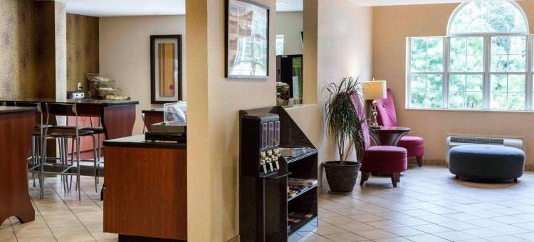 切斯特-南里奇蒙凯艺酒店(Quality Inn Chester - South Richmond)图片