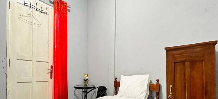 Q-Five宾馆YIA古隆普罗戈红门酒店合作(Q-Five Guest House YIA Kulon Progo Mitra RedDoorz)图片