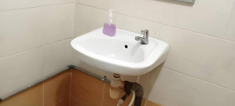 OYO HOME 90768 弗洛汽车旅馆(OYO Home 90768 Flo Inn Motel)图片