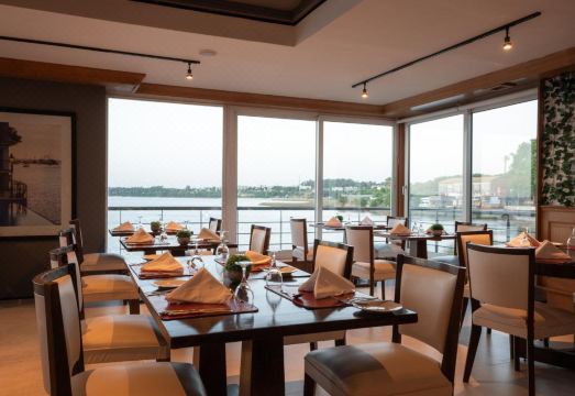 Radisson Colonia Del Sacramento Hotel Hotel Overview