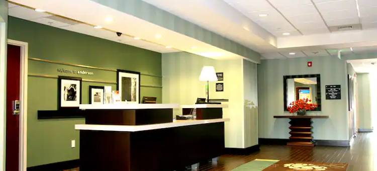安德森/联盟商务园区欢朋酒店(Hampton Inn Anderson/Alliance Business Park)图片